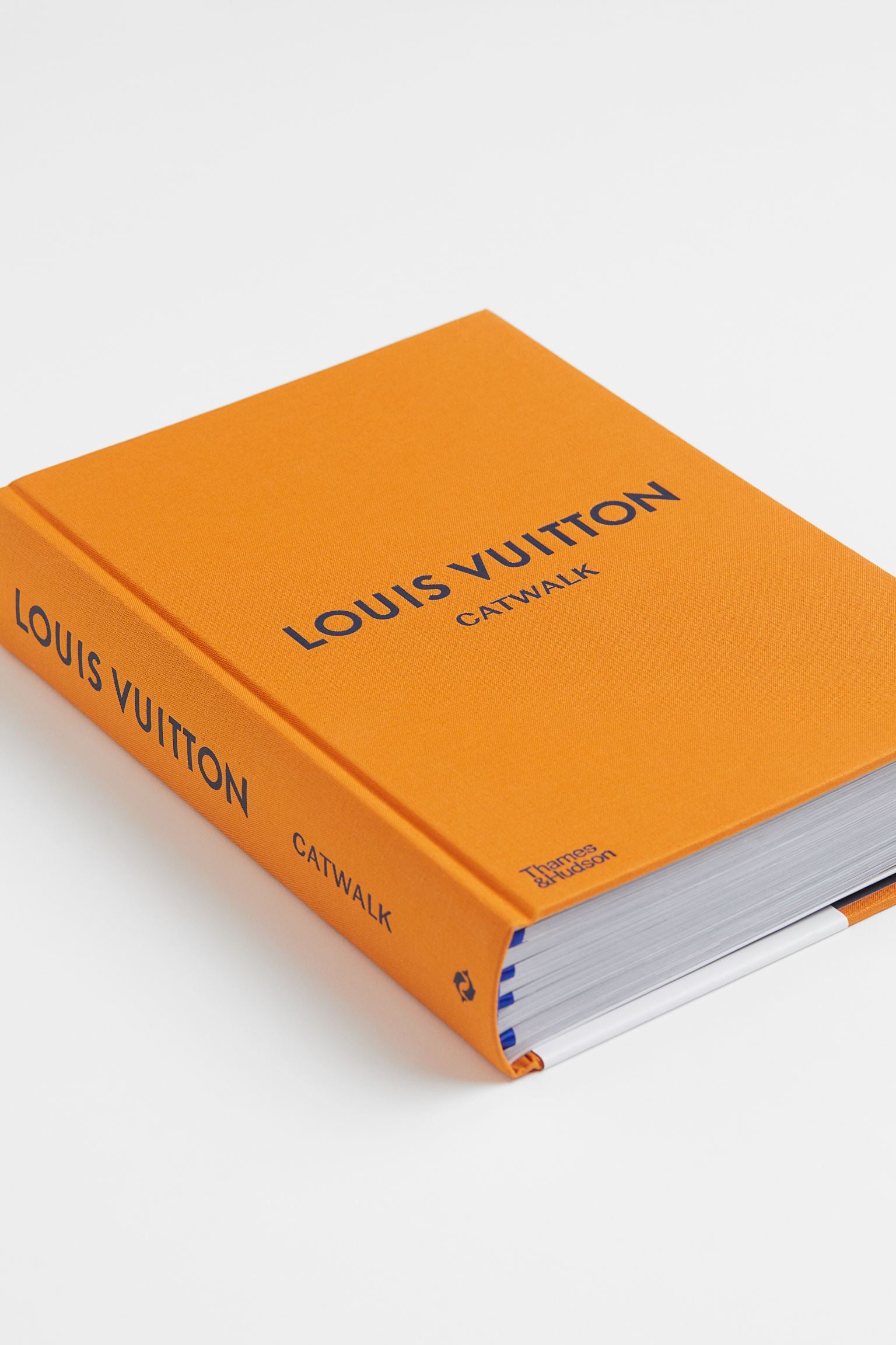 Louis Vuitton Monogram Canvas Train Case – catwalk